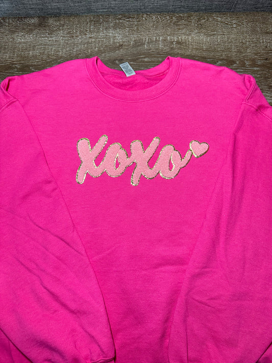 XOXO Light Pink Chenille Crewneck