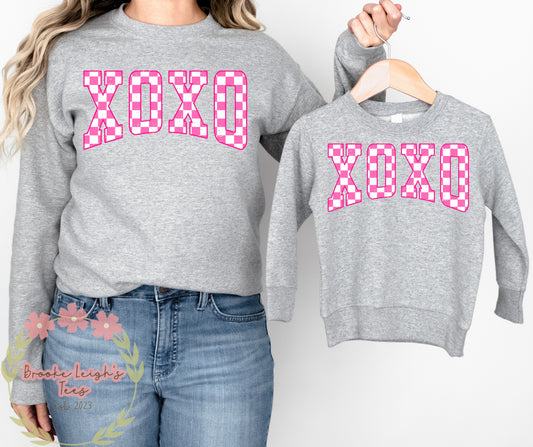 Xoxo Checkered Print Distressed